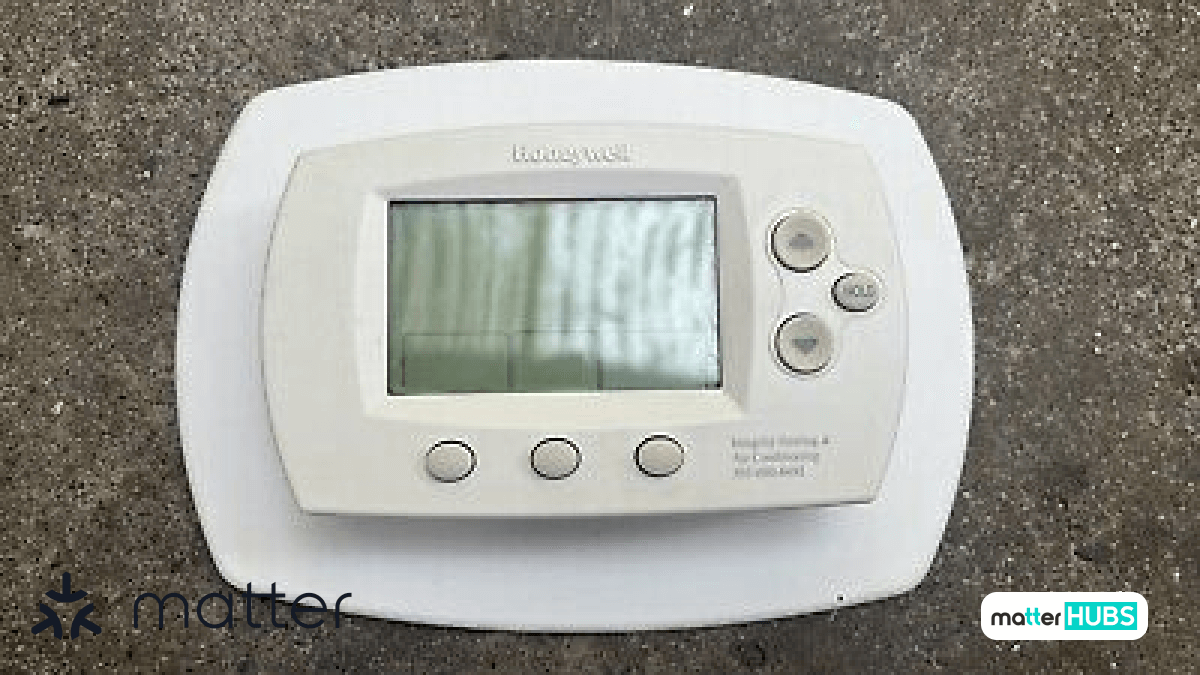 Honeywell Pro Non-Programmable Digital thermostat